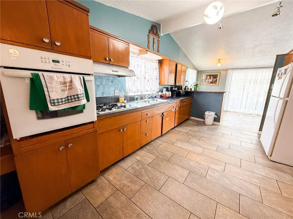 6712 La Jolla, Riverside, California 92504 home-pic-10